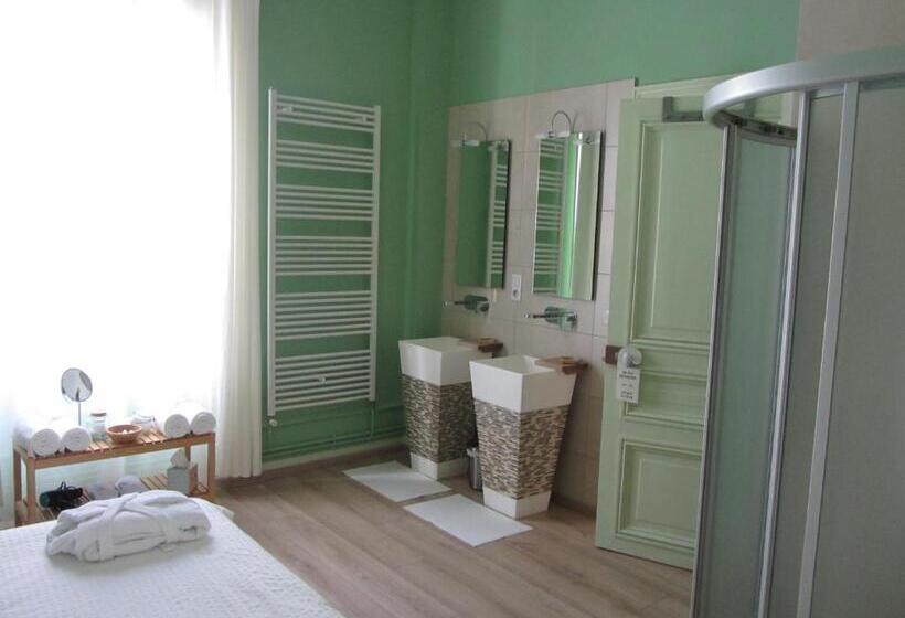 اتاق استاندارد, Chambre D'hôtes Les Epicuriens