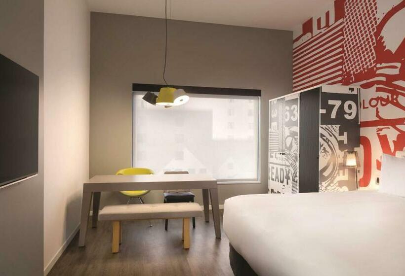 스탠다드 스튜디오 킹침대, Radisson Red Minneapolis Downtown