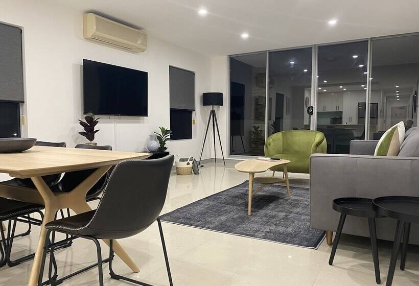 Apartamento 2 Dormitórios, Redvue Holiday Apartments