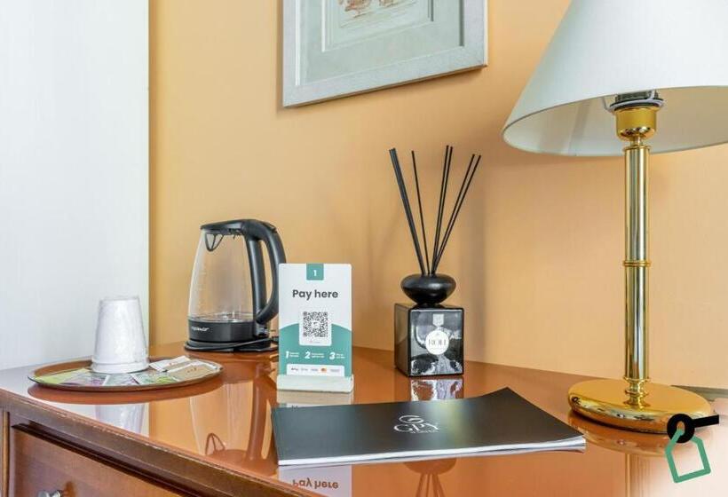 Номер Стандарт Вид на Город, Hotiday Hotel Verbania