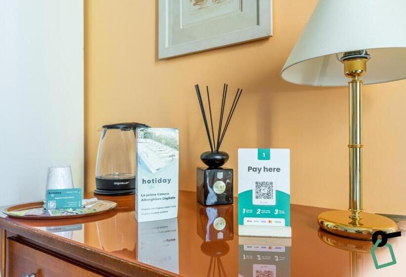 Номер Deluxe с Балконом, Hotiday Hotel Verbania