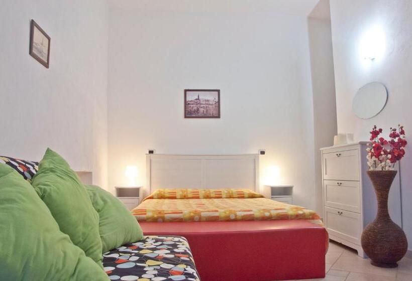 Quarto Estandar, Mamma Maria 2010