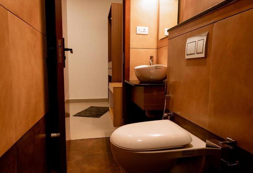 Номер Стандарт Трехместный, Dreamotel Luxury Suites
