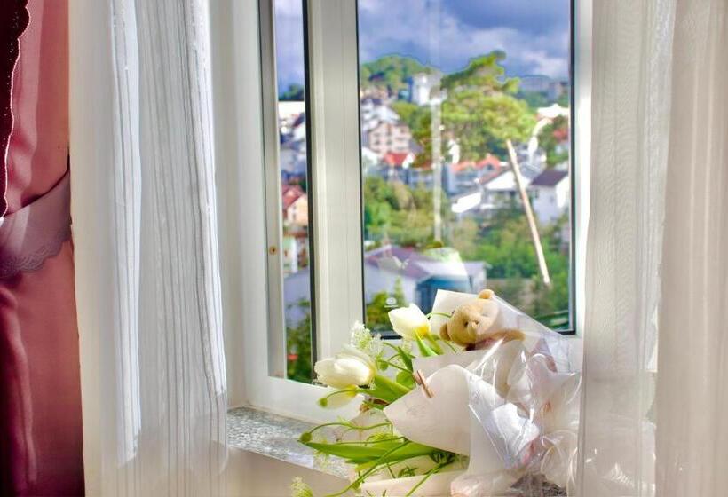 اتاق لوکس با چشم‌انداز شهر, Nắng Hạ Homestay đà Lạt