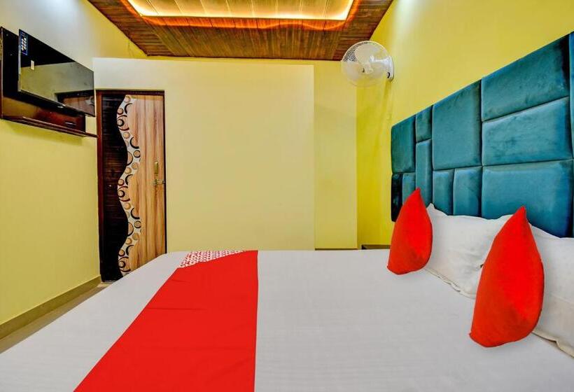 Трехместный Номер Классика, Oyo Flagship Royal Star Residency