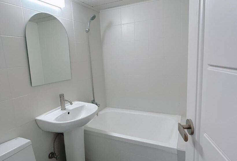 Номер Deluxe, Rapym Coliving House