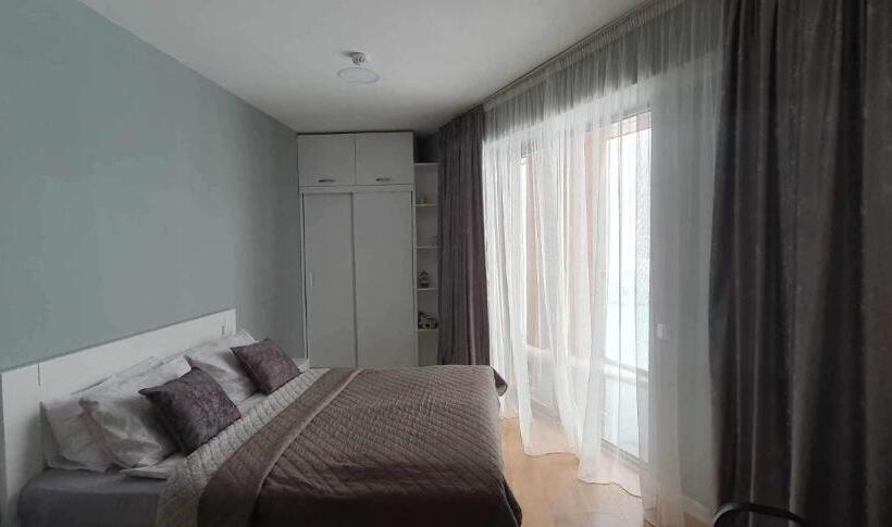 سوییت با چشم‌انداز کوه, The Valley Residence & Spa Suite 223