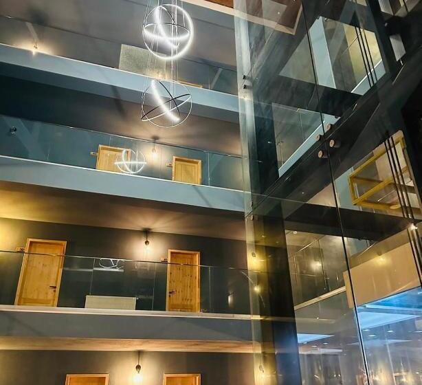 سوییت با چشم‌انداز کوه, The Valley Residence & Spa Suite 223