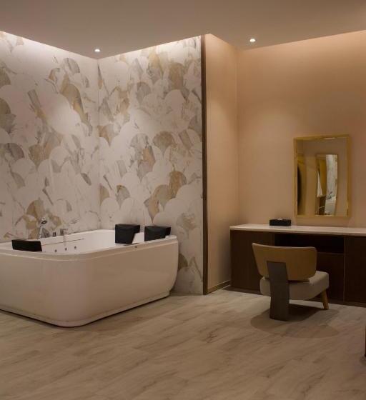 Президентский Люкс, Best Western Plus Danat Almansak