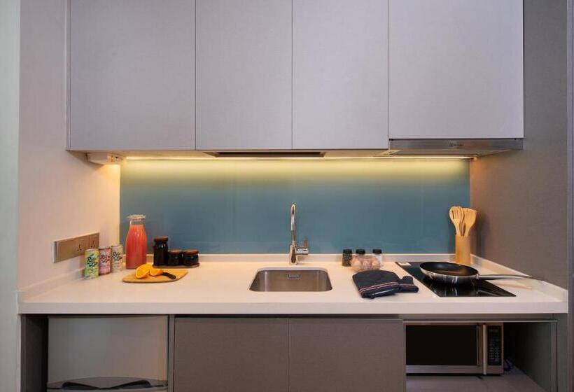 استودیوی پریمیوم, Citadines Roces Quezon City