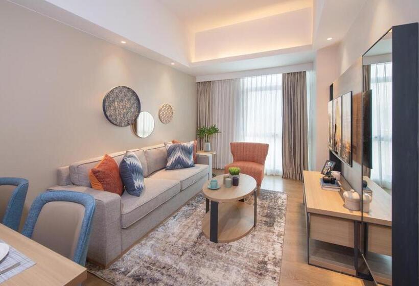 آپارتمان لوکس 1 خوابه, Citadines Roces Quezon City