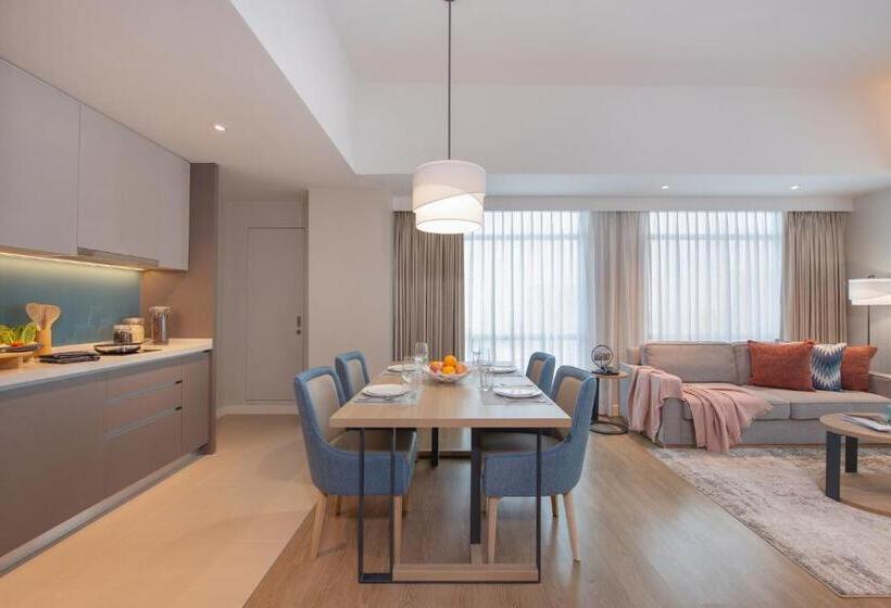 آپارتمان لوکس 2 خوابه, Citadines Roces Quezon City