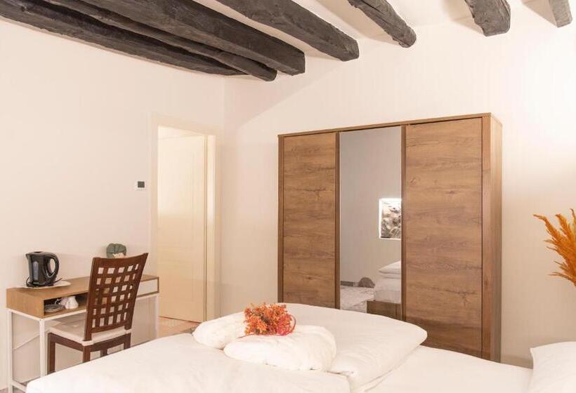 Номер Стандарт, La Curt Guest House