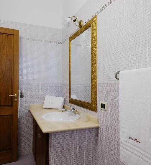 Quarto Deluxe com Sacada, Villa Musica
