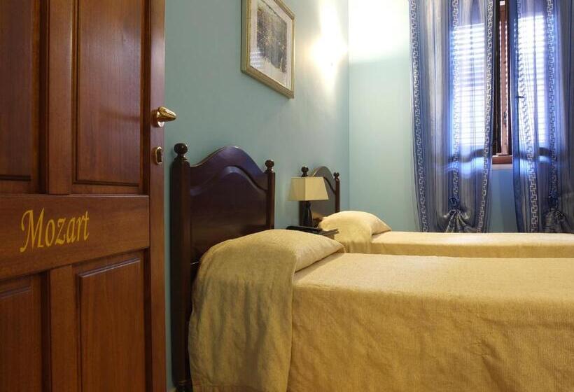 Quarto Estandar, Villa Musica