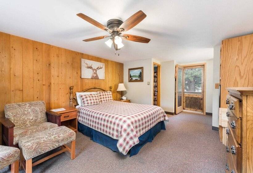 Номер Deluxe Вид на Горы, 4 Seasons Inn On Fall River