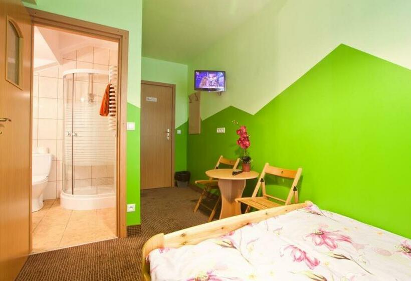 Номер Стандарт, Moon Hostel Kraków