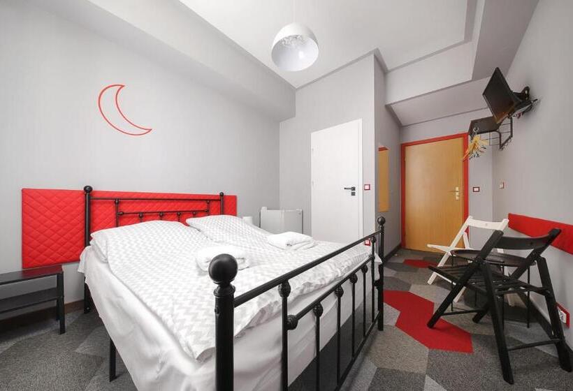 Номер Стандарт, Moon Hostel Kraków