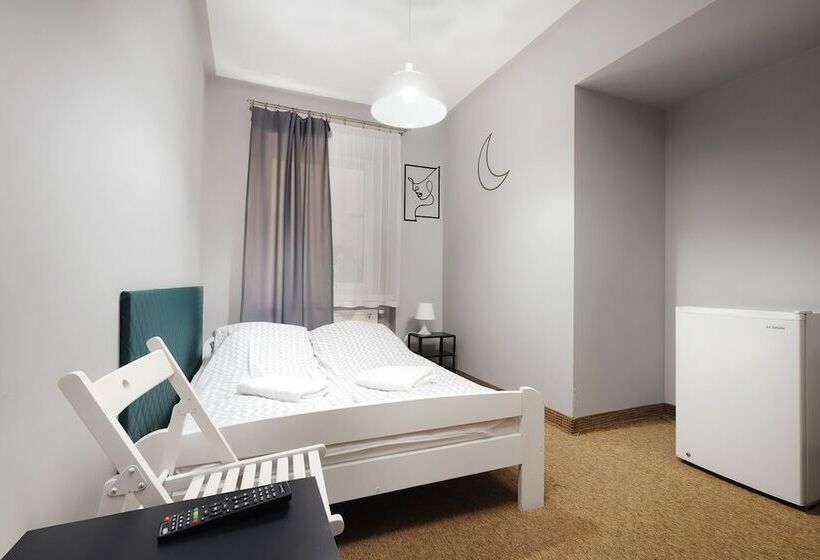 Номер Стандарт, Moon Hostel Kraków