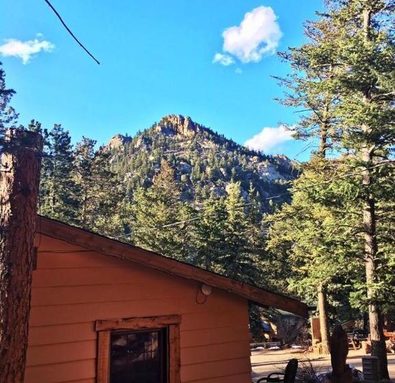 오두막, Pine Haven Resort