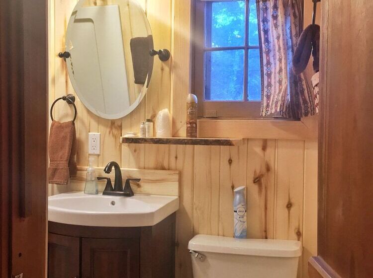 오두막, Pine Haven Resort