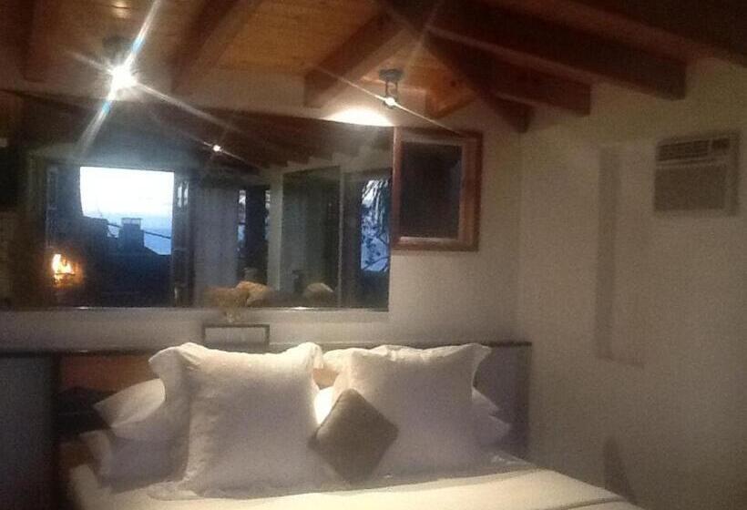 2 Bedrooms Suite Sea View, Secret Garden Inn