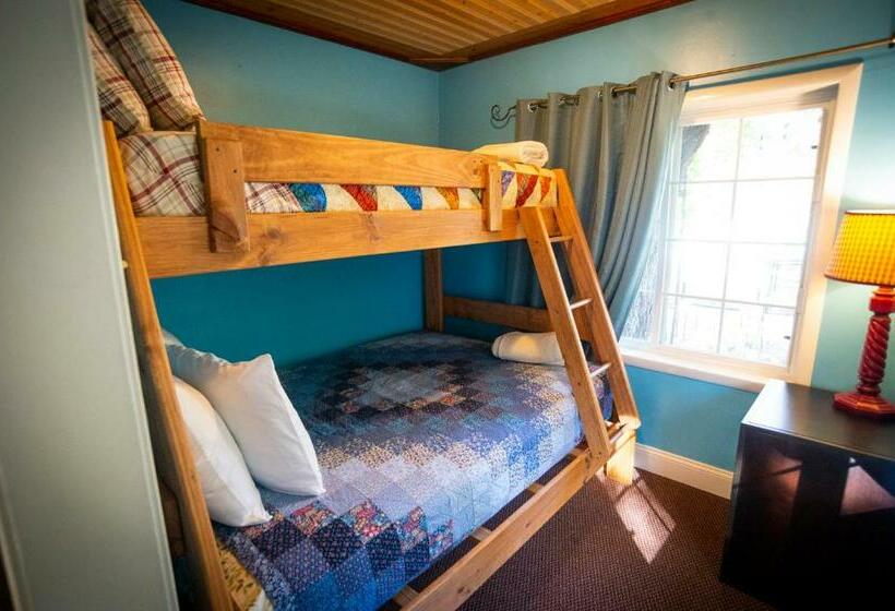 오두막, Sherwood Court Cottages & Guest Rooms
