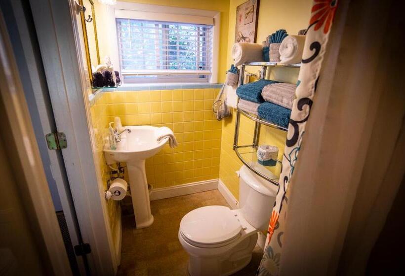 오두막, Sherwood Court Cottages & Guest Rooms