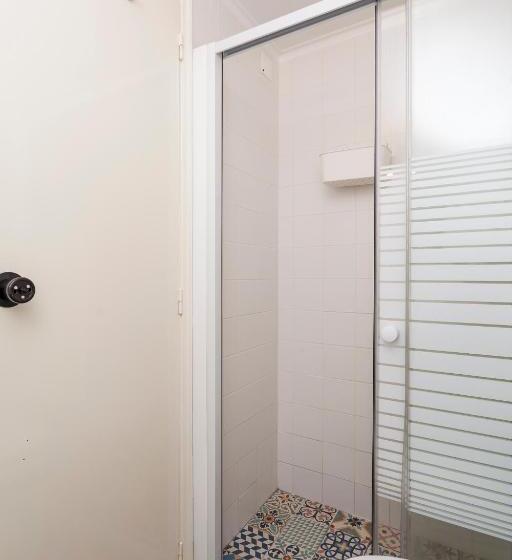 اتاق استاندارد چهار تخته, Supernova   Hostel & Café