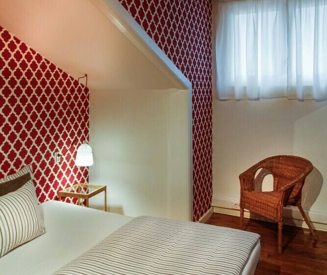 اتاق استاندارد, Supernova   Hostel & Café