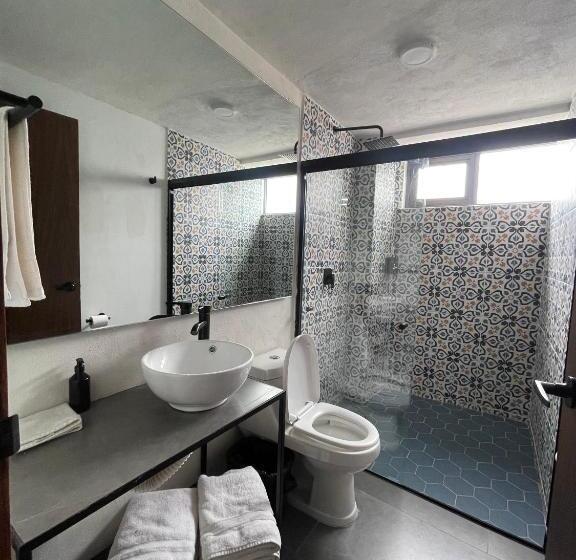 اتاق استاندارد چهار تخته, Quinta La Perla