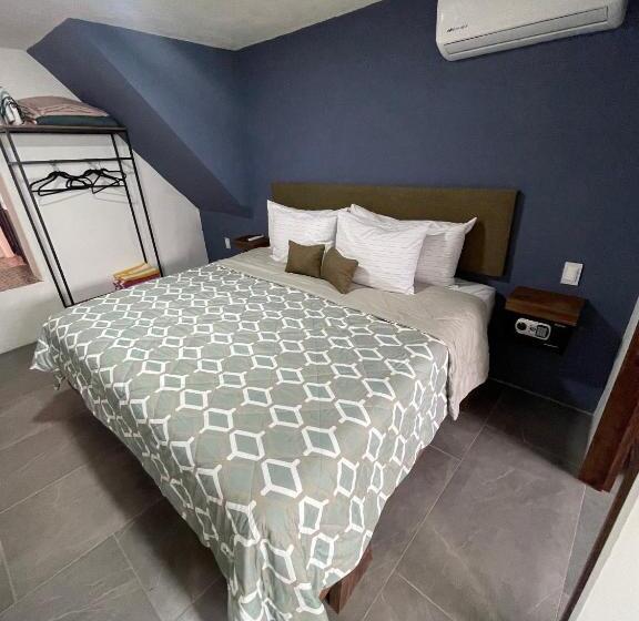 اتاق استاندارد چهار تخته, Quinta La Perla