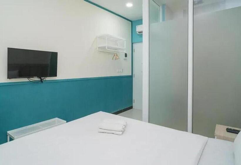 Номер Стандарт с Балконом, Behomy 3c Residence Near Ice Bsd