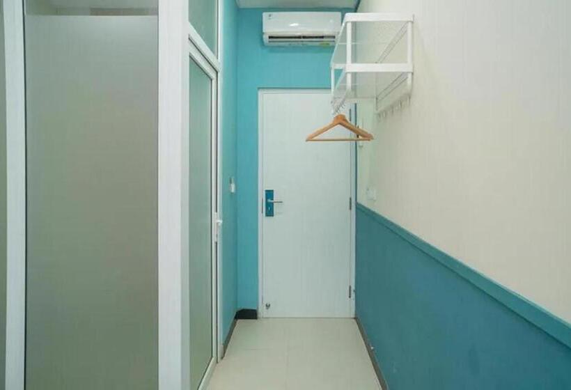 Номер Стандарт с Балконом, Behomy 3c Residence Near Ice Bsd