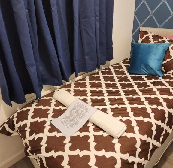 اتاق اکونومی یک تخته, Gatwick Star Night Stay   Gatwick