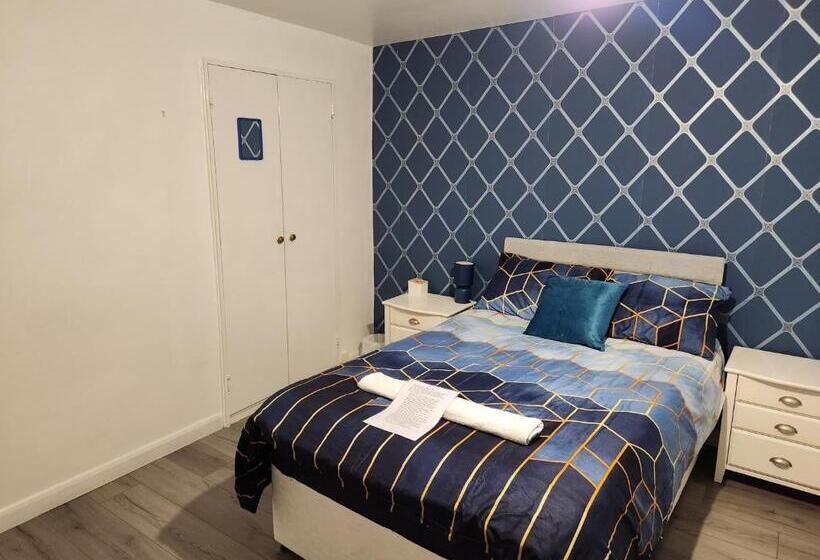 اتاق استاندارد با سرویس بهداشتی مشترک, Gatwick Star Night Stay   Gatwick