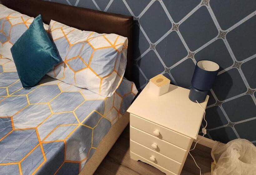 اتاق استاندارد با سرویس بهداشتی مشترک, Gatwick Star Night Stay   Gatwick
