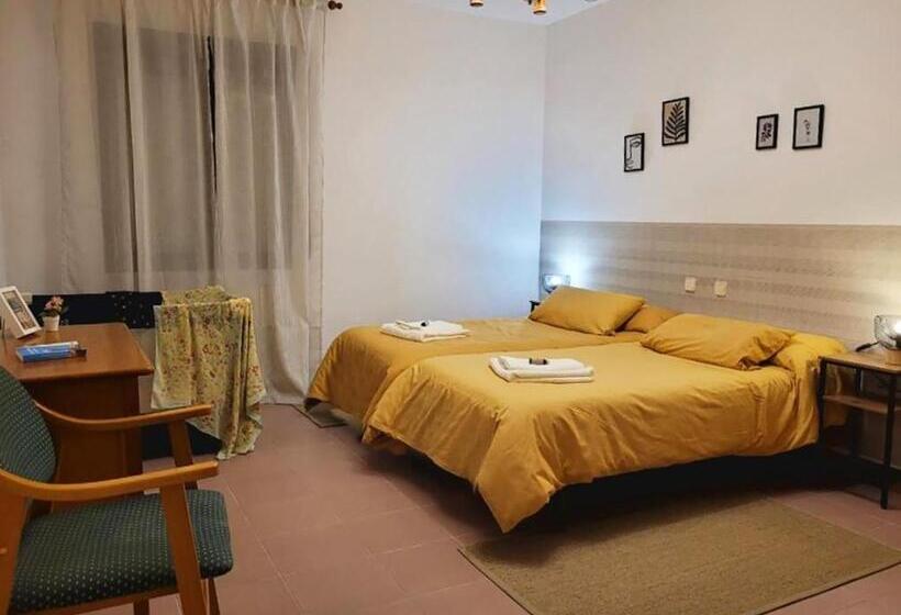Номер Стандарт, Hostel Villanueva