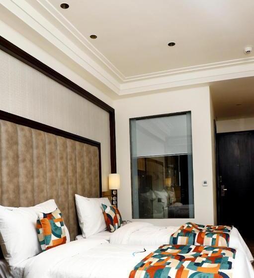 اتاق سوپریور با تخت بزرگ, Blusalzz Residence Amritsar