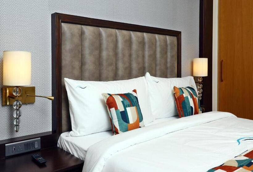 اتاق سوپریور با تخت بزرگ, Blusalzz Residence Amritsar