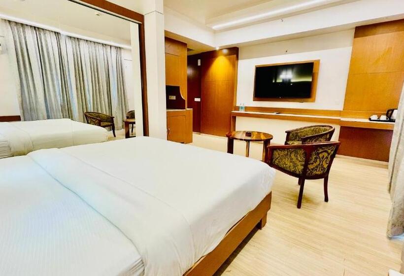 استودیوی لوکس, Neel Skye   Couple Friendly   Dlf My Pad, Gomtinagar , Lucknow