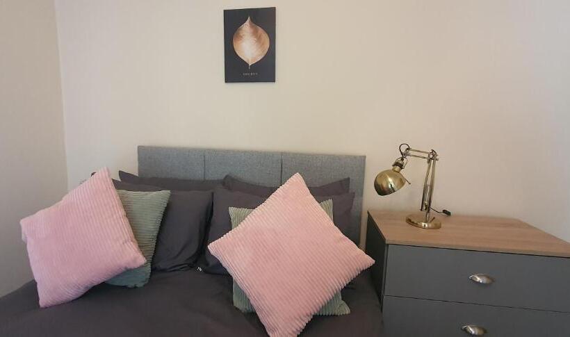 Номер Deluxe, Coventry Elite House