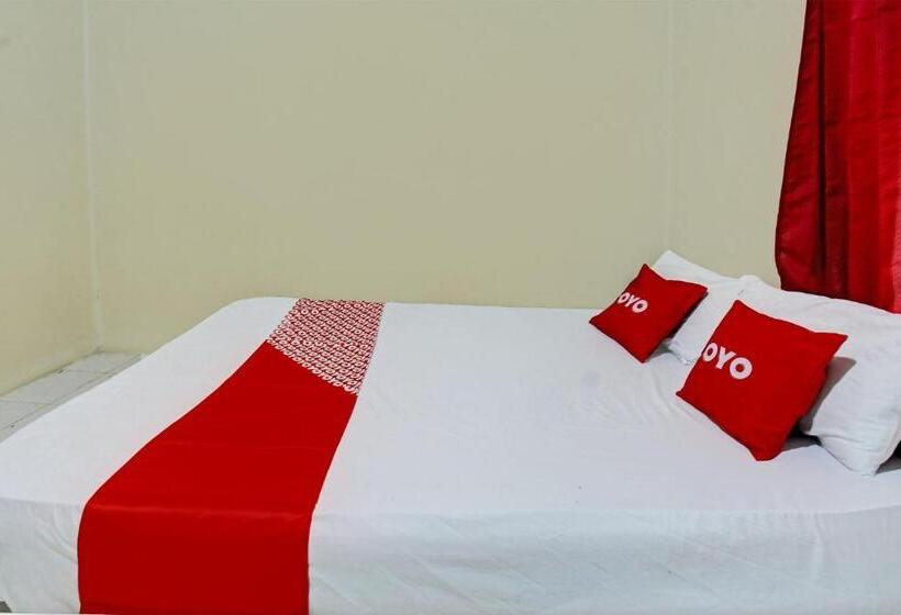 Номер Deluxe, Oyo Life 93058 Kos Subur