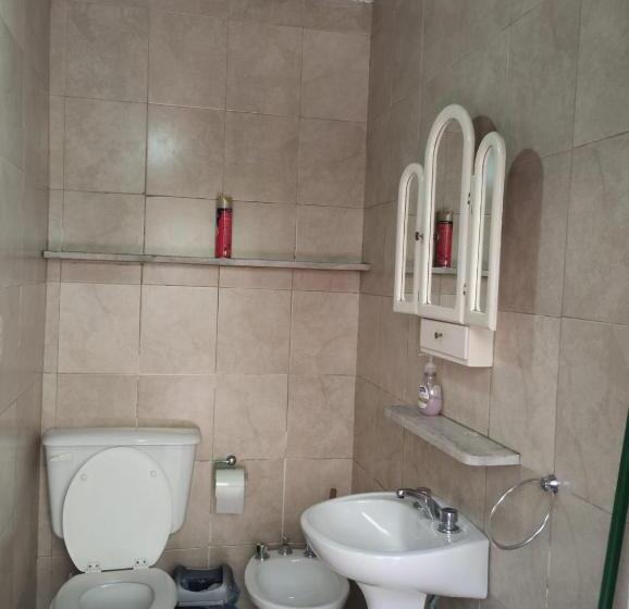Кровать в Общей Комнате, Houselyon