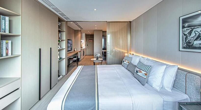 سوییت لوکس, Beijing Huashang Cm Serviced Apartment