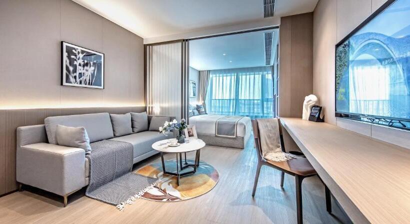 سوییت لوکس, Beijing Huashang Cm Serviced Apartment