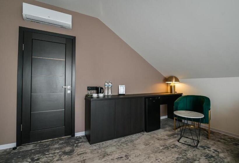 Junior Suite con Balcone, садиба на кодимі