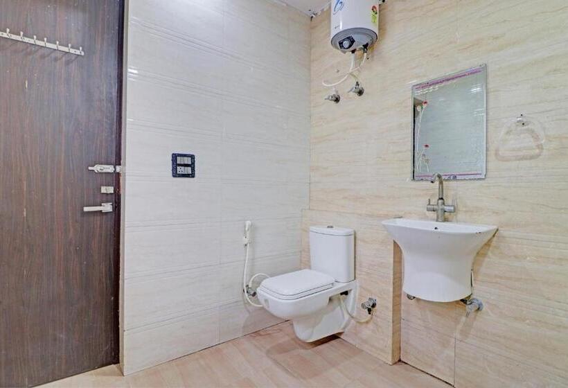 Трехместный Номер Классика, Grand Townhouse
