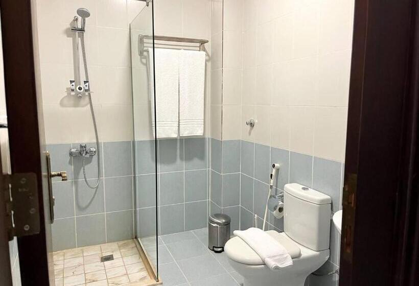 Люкс 3 Спальни, Hayatt Suites &