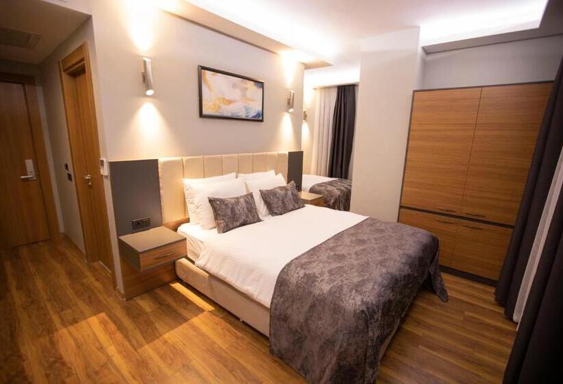 سوییت, Divares Luxury